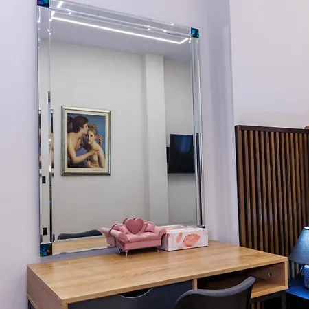 Skg Center Sea View Apartman *